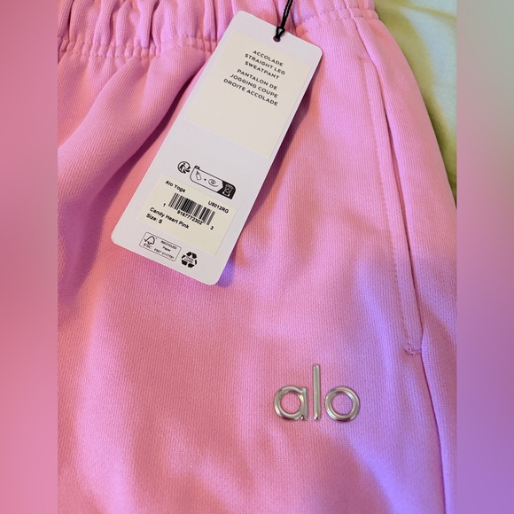 ALO Yoga Accolade Straight Leg Sweat pant in Candy Heart Pink - Picture 2 of 9